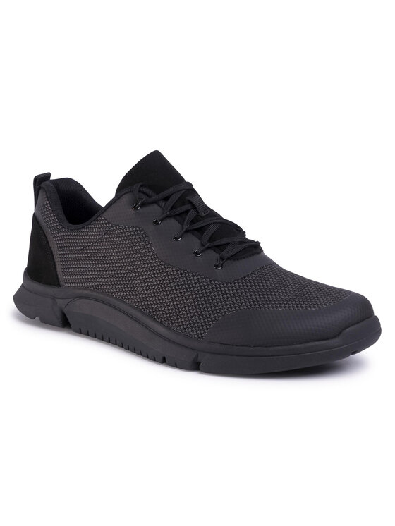 Clarks triken hot sale