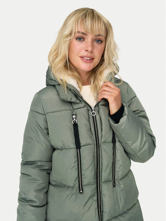 ONLY ONLY Zimska jakna New Nora 15304792 Zelena Regular Fit