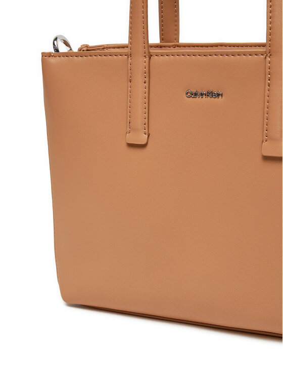 Calvin Klein Calvin Klein Ročna torba K60K612904 Rjava