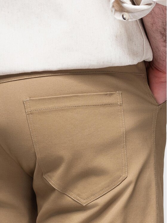 Ombre Ombre Spodnie cargo P1526 Brązowy jasny Regular Fit