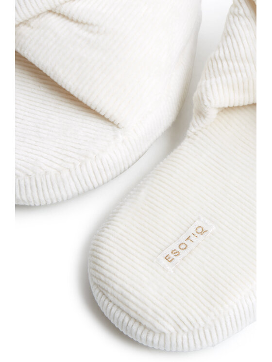 Esotiq Esotiq Klapki 42096-01X Biały