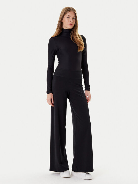 Guess Guess Боді O5GM10 KCDE0 Чорний Regular Fit