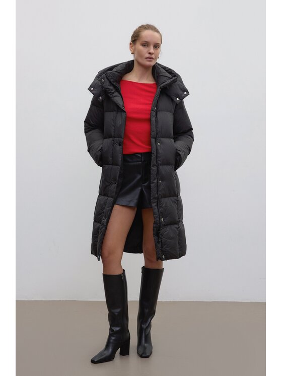 Estro Estro Μπουφάν πουπουλένιο ER00118489 Μαύρο Loose Fit