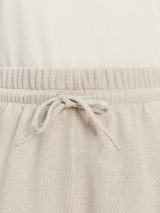 adidas adidas Pantaloni scurți sport Essentials Small Logo JC5699 Bej Loose Fit