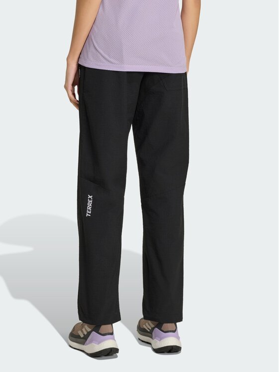 adidas adidas Spodnie outdoor 162747 Czarny Regular Fit