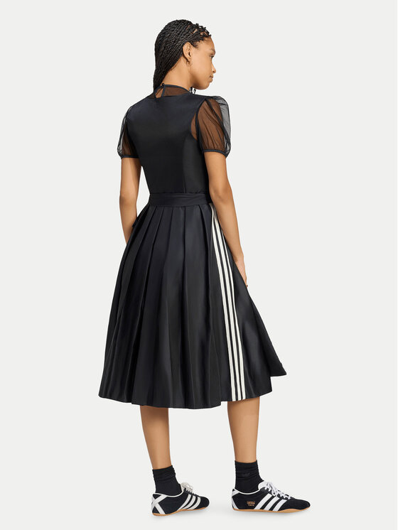 adidas adidas Ежедневна рокля Dirndl Dress LG2246 Черен Regular Fit