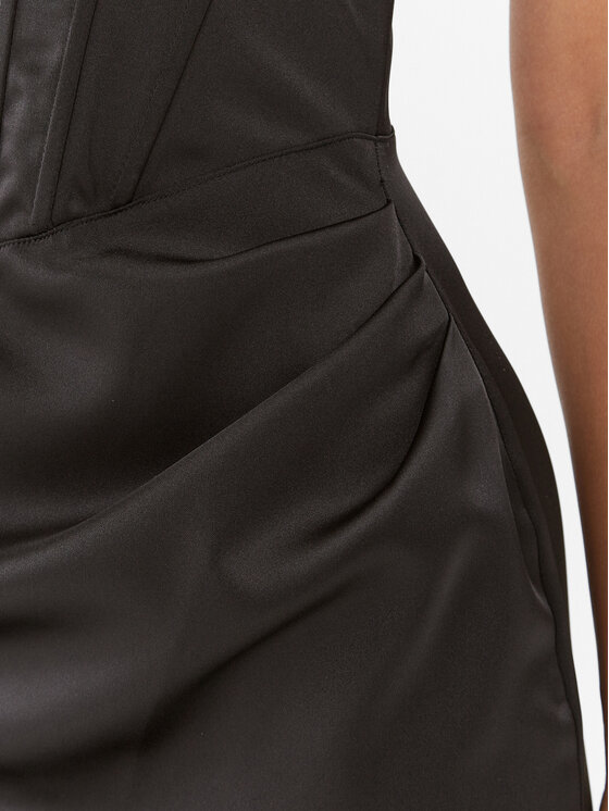 Rinascimento Rinascimento Коктейлна рокля CFC0115251003 Черен Slim Fit
