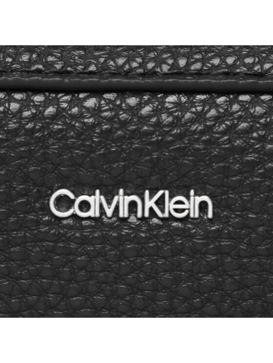 Calvin Klein Сумочка Ck Must Camera Bag Lg Epi Mono K60K609895 0GJ купить в  Москве