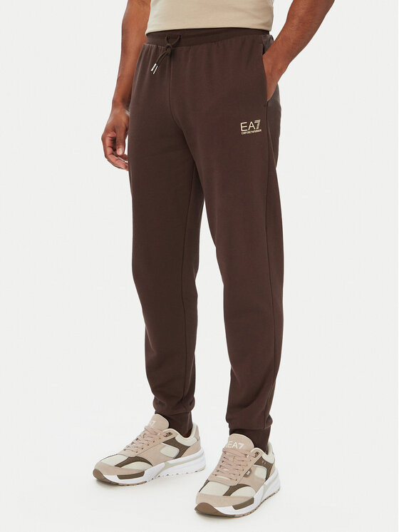 EA7 Emporio Armani EA7 Emporio Armani Trenerka 7M002411 AF10377 U6027 Tamno smeđa Regular Fit