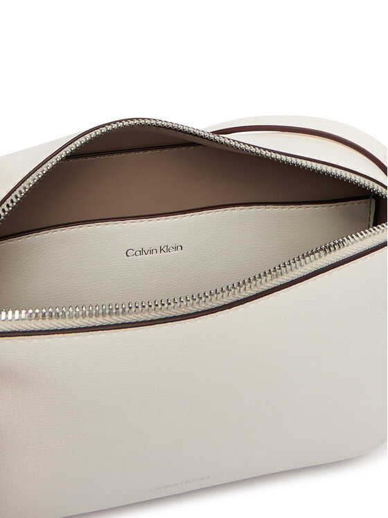 Calvin Klein Calvin Klein Geantă Foil Logo Elongated Camera Bag LV04F3276G Alb