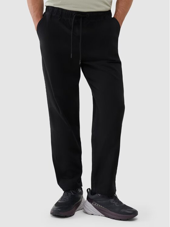 4F 4F Bavlnené nohavice 4FWSS25TTROM0999-20S Čierna Regular Fit