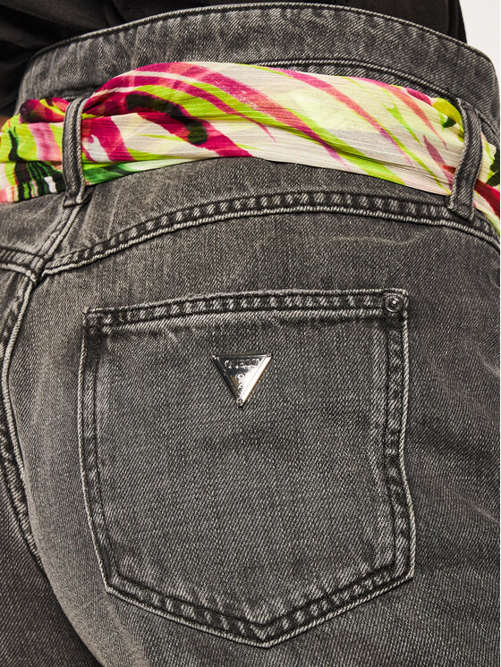 Guess Guess Jeans kratke hlače The It Girl W02D20 D3ZU1 Črna Regular Fit