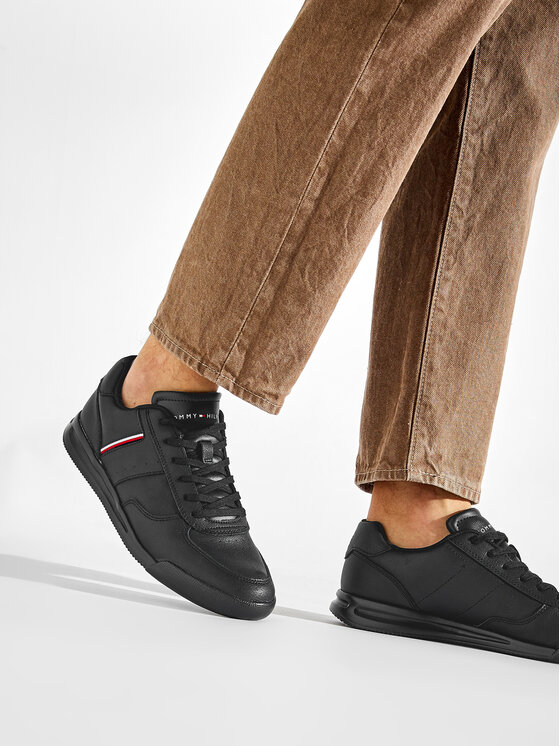 Tommy hilfiger lightweight leather sneaker store