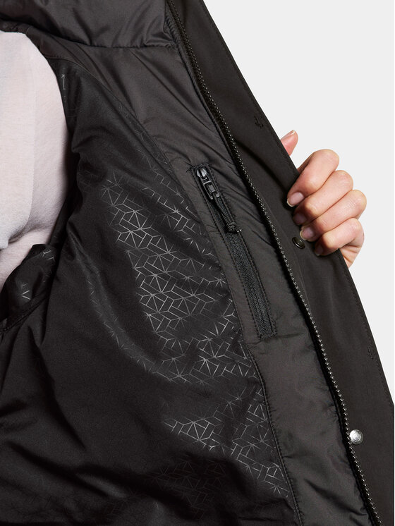 Didriksons Didriksons Kurtka zimowa Filippa Wns Jkt 2 504834 Czarny Regular Fit