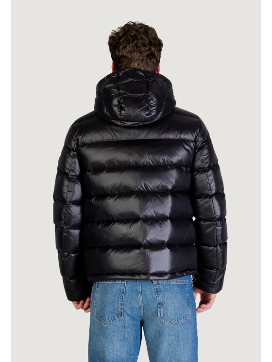 Peuterey Peuterey Giubbotto piumino HONOVA LKS LINEAR 04 Nero Egg Fit