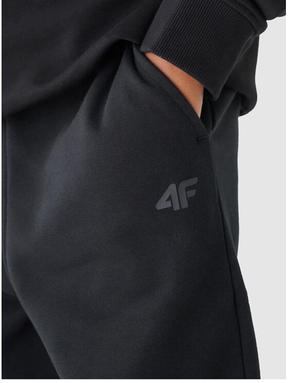 4F 4F Spodnie dresowe 4FJWAW24TTROM761 Czarny Regular Fit