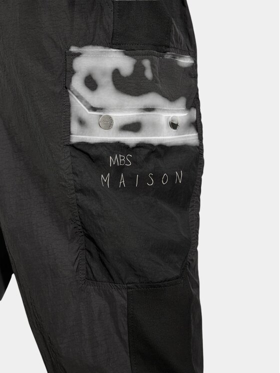 MADE BY SOCIETY MADE BY SOCIETY Spodnie materiałowe BLOCK DROP - P17791 Czarny Basic Fit