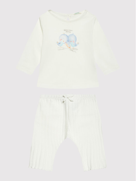 Completo maglietta e pantaloni United Colors Of