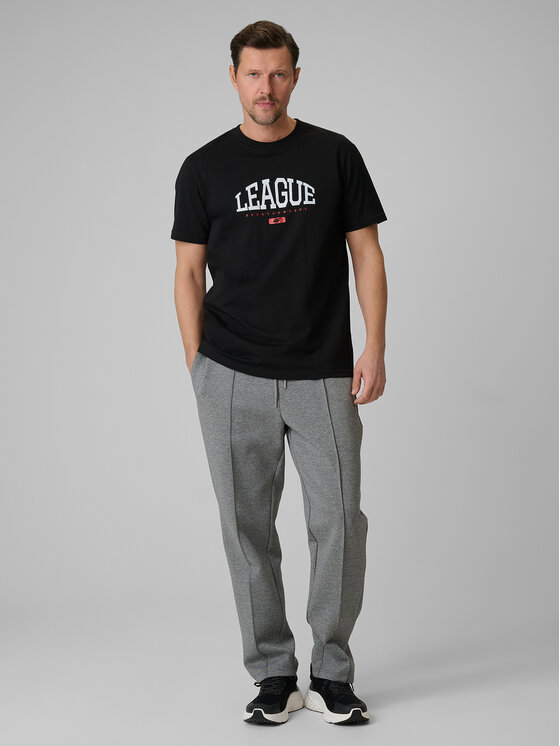 4F 4F T-Shirt SPORTS CLUB Czarny Regular Fit