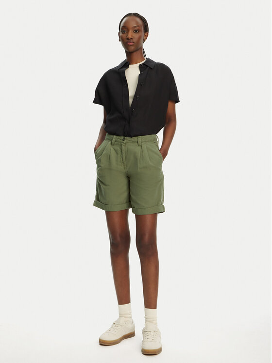 Robe di Kappa Robe di Kappa Pantalon scurți din material Yvonne Light Linnen 62124LW Verde Regular Fit
