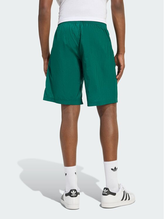 adidas adidas Szorty materiałowe 159138 Zielony Regular Fit