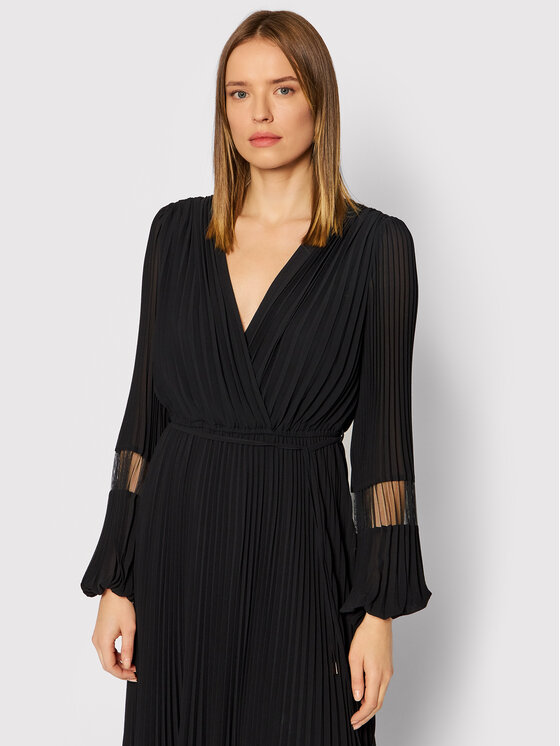 TWINSET TWINSET Vsakodnevna obleka 221LB2ECC Črna Relaxed Fit