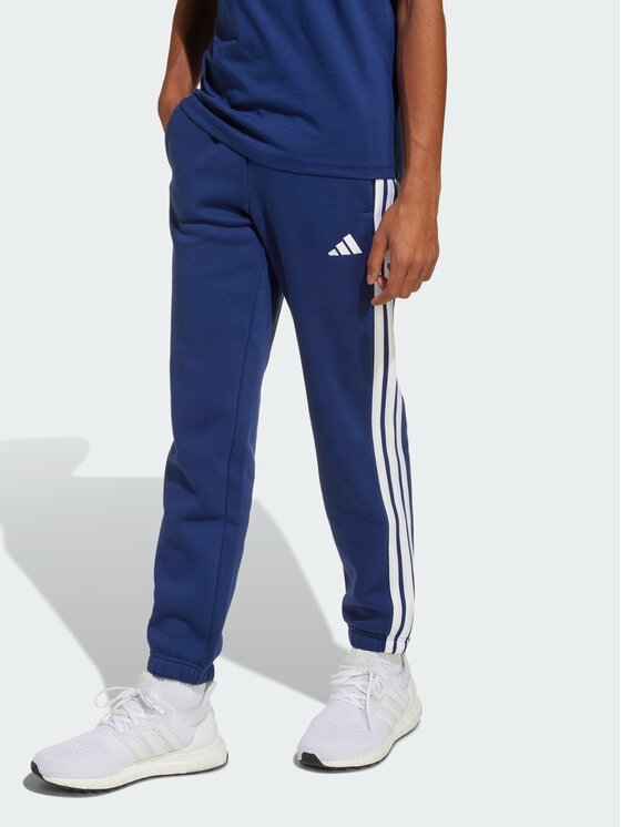 adidas adidas Spodnie materiałowe 141033 Niebieski jasny Regular Fit