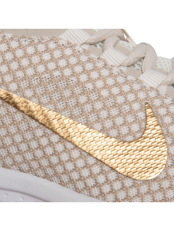 Nike runallday hot sale gold