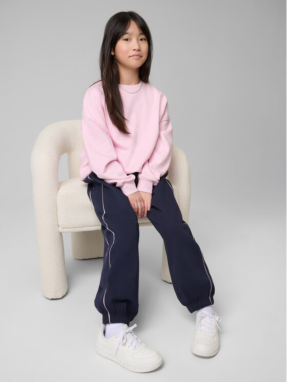 4F 4F Spodnie dresowe BOW MOTION Granatowy Loose Fit