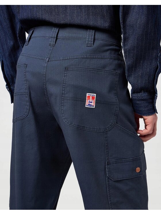 Wrangler Wrangler Spodnie materiałowe Casey Jones Utility Niebieski Relaxed Fit