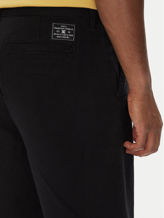DC DC Szorty materiałowe Worker Relaxed ADYWS03087 Czarny Regular Fit