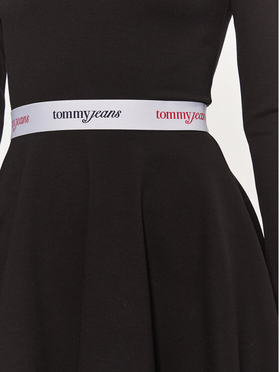 Tommy Jeans Tommy Jeans Každodenné šaty DW0DW19465 Čierna Slim Fit