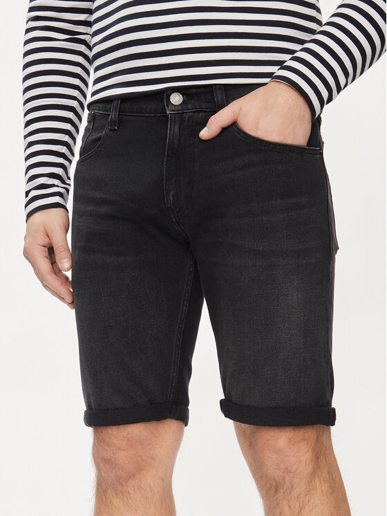 Tommy Jeans Džínsové šortky Ronnie DM0DM18784 Čierna Slim Fit