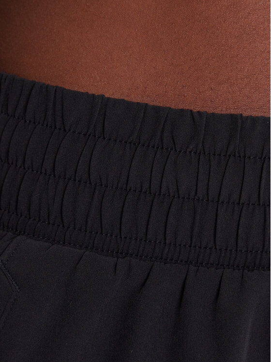 Under Armour Under Armour Спортен сутиен Crossback Mid Bra 1361034-004 Черен Compression Fit