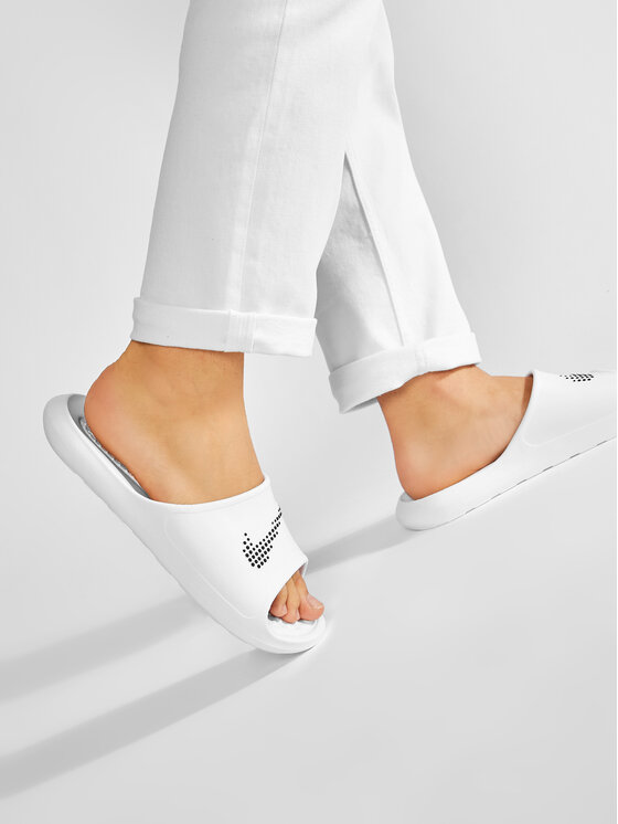 Nike Nike Natikači Victori One Shower Slide CZ5478 100 Bela