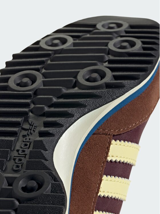 adidas adidas Sneakersy 127581 Czerwony