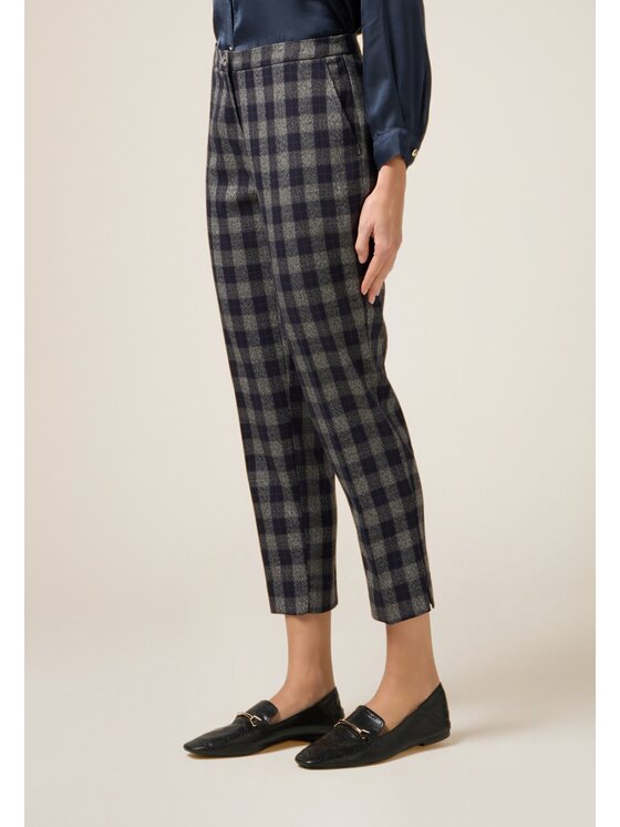 Oltre Oltre Pantaloni di tessuto P030R208965N0S3 Blu Regular Fit