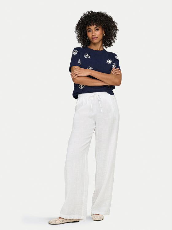 ONLY ONLY Spodnie materiałowe Lita 15370273 Biały Relaxed Fit