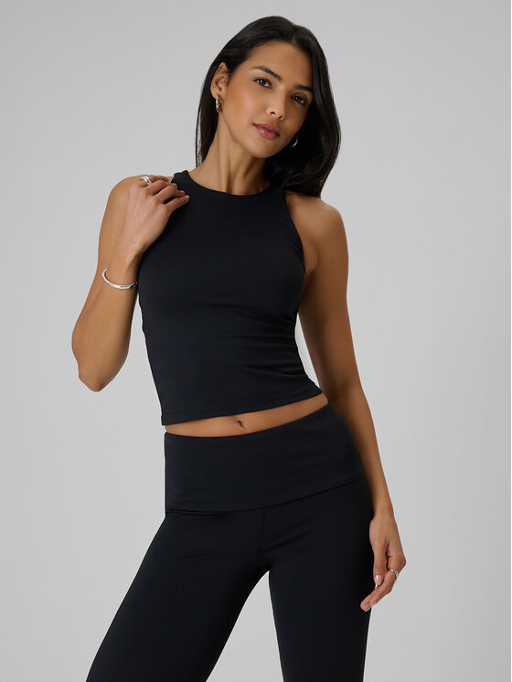 4F 4F Top ESSENTIAL 4 Čierna Slim Fit