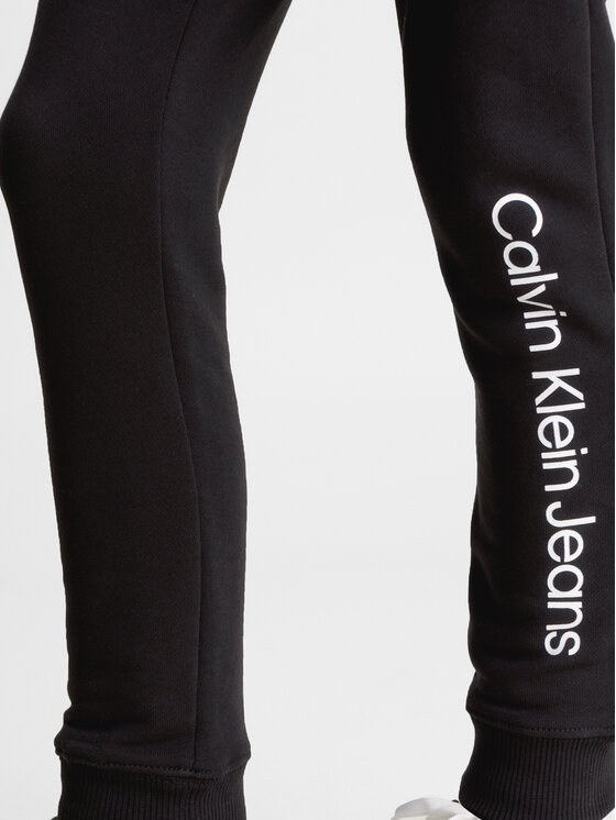 Calvin Klein Jeans Calvin Klein Jeans Spodnji del trenirke Logo IU0IU00604 Črna Regular Fit