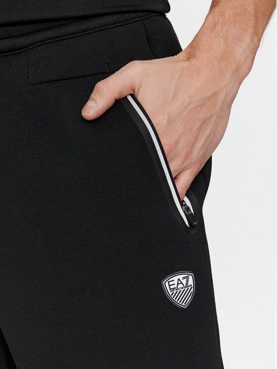 EA7 Emporio Armani EA7 Emporio Armani Pantaloni scurți sport 8NPS08 PJ4EZ 1200 Negru Regular Fit