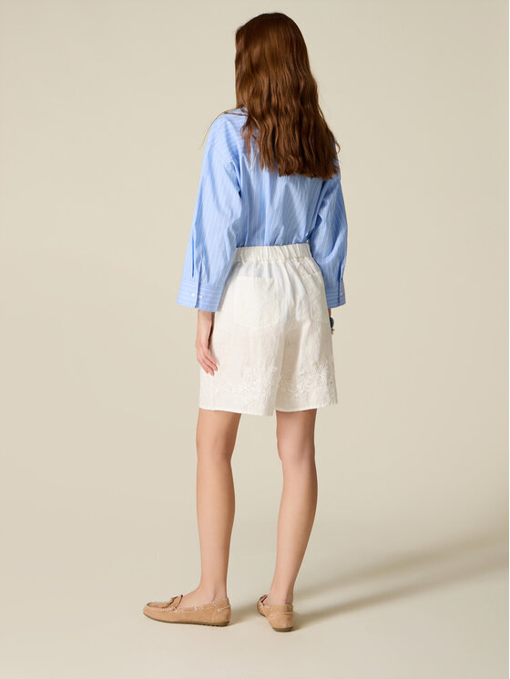 Oltre Oltre Pantaloncini di tessuto P058J002560N0S1 Bianco Baggy Fit