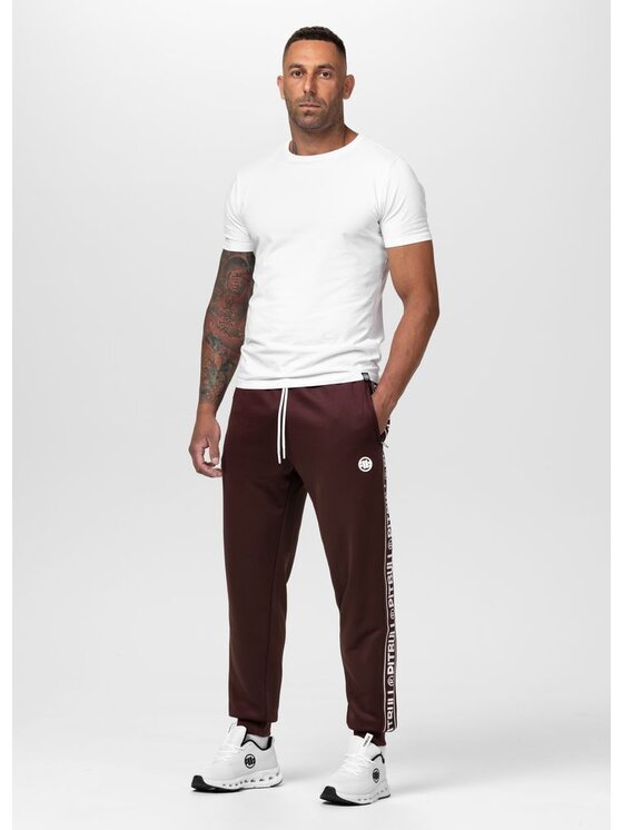 PITBULL PITBULL Spodnie dresowe Tape Logo Czerwony Regular Fit