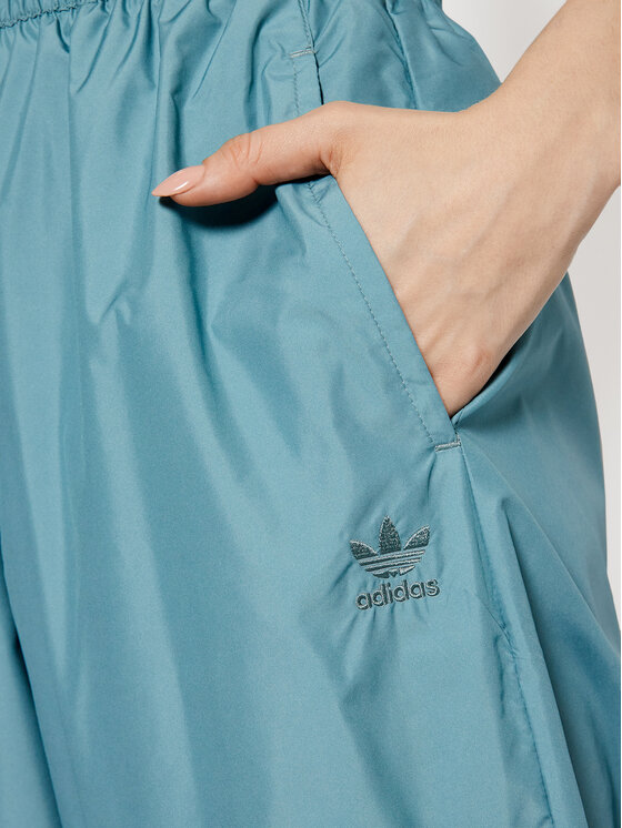 adidas adidas Donji dio trenerke adicolor 3D Trefoil GN2850 Zelena Loose Fit