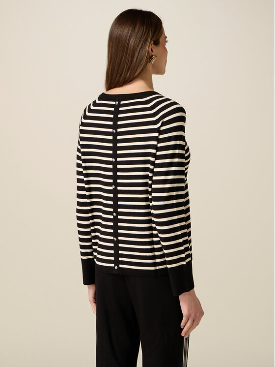 Oltre Oltre Sweter M050J005352N0Z3 Czarny Regular Fit
