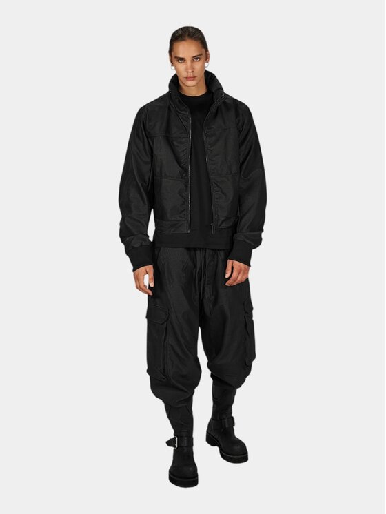 MADE BY SOCIETY MADE BY SOCIETY Spodnie materiałowe HEAVY TOUCH - P17819 Czarny Basic Fit