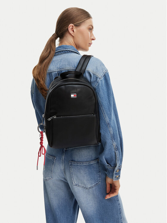 Tommy Jeans Ruksak Tjw City Charm Dome Backpack AW0AW18579 Čierna