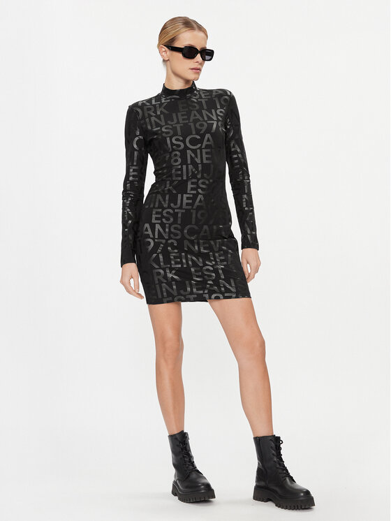 Calvin Klein Jeans Calvin Klein Jeans Повсякденна сукня Logo Aop Long Sleeve Dress J20J222989 Чорний Slim Fit