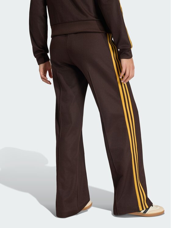 adidas adidas Spodnie dresowe 159126 Brązowy Regular Fit