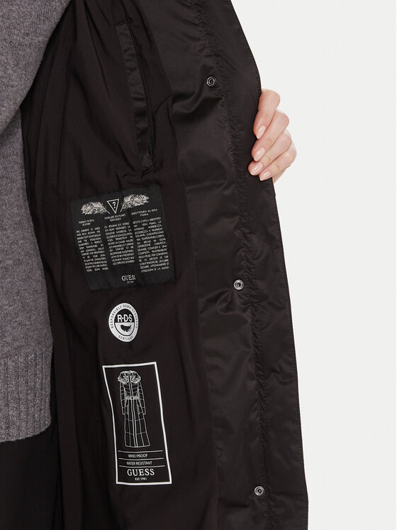 Guess Guess Zimski plašč W5BL29 W2802 Črna Regular Fit